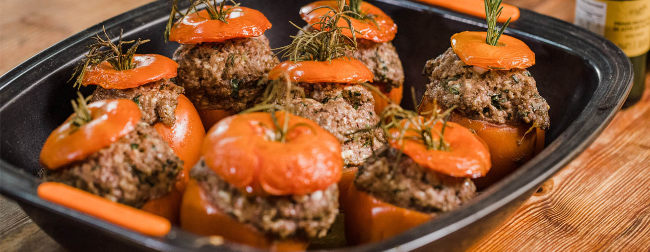 Tomates rellenos de ternera y kale